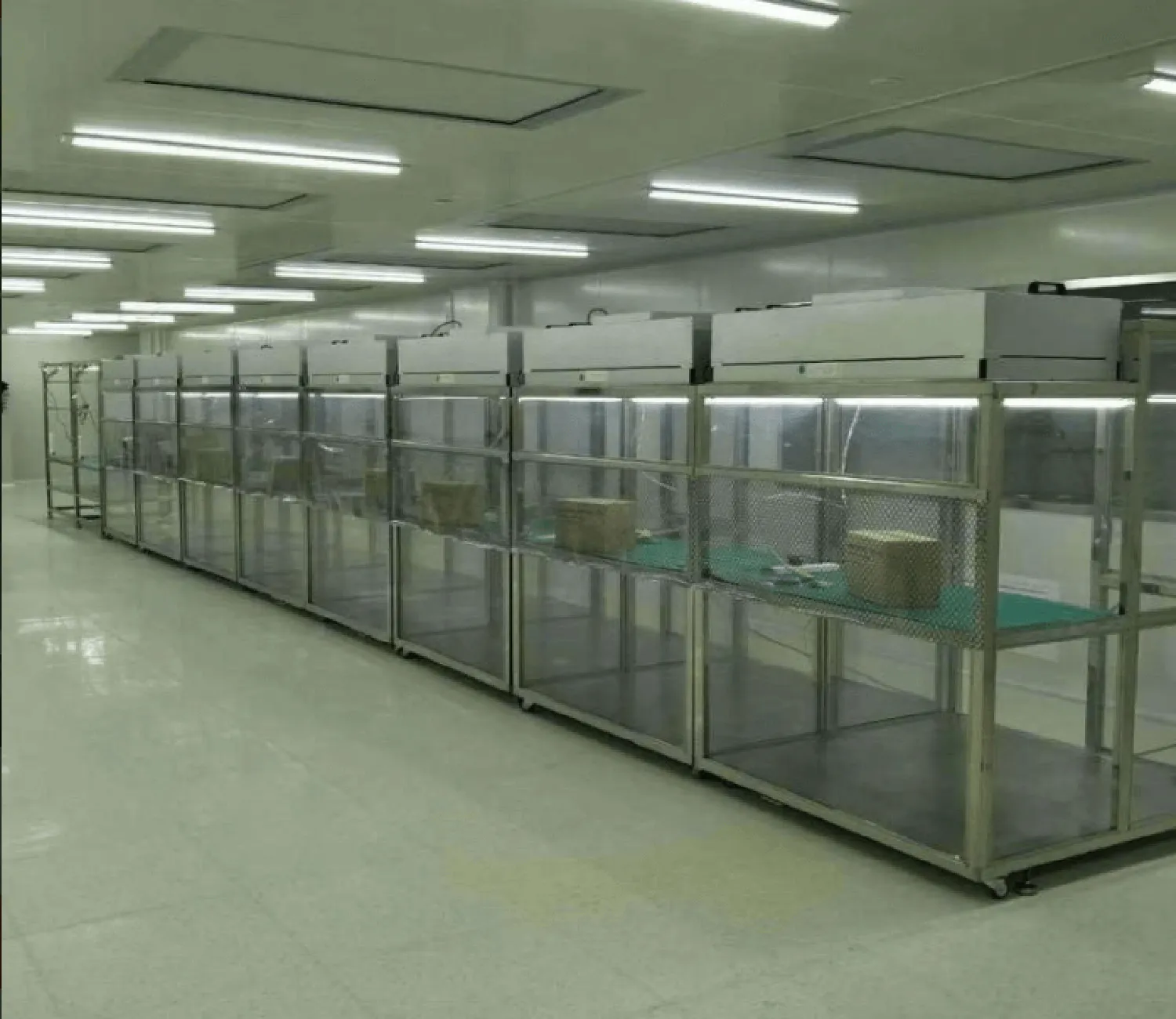 10 x 10M ISO 6 Hardwall Cleanroom