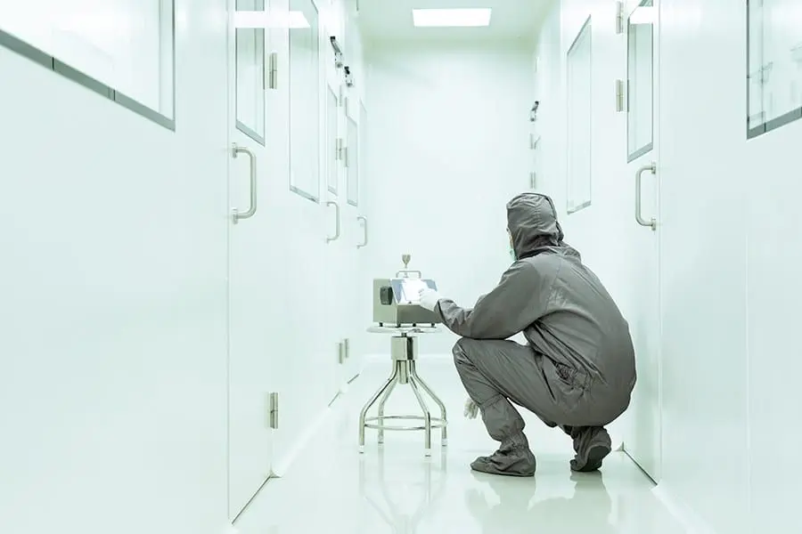 how to control contamination in cleanroo