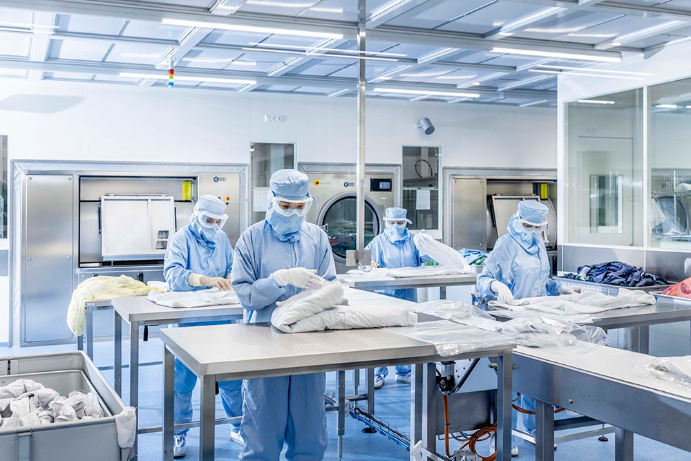 Highest ISO classification for new cleanroom laundry at CWS Highest ISO classification for new cleanroom laundry at CWS